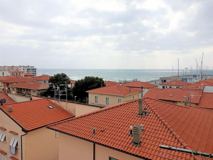 Appartamento A 50 Mt Dal Mare Rosignano Solvay Extérieur photo
