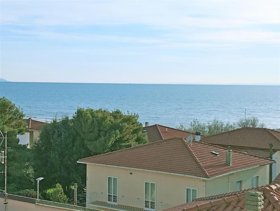 Appartamento A 50 Mt Dal Mare Rosignano Solvay Extérieur photo