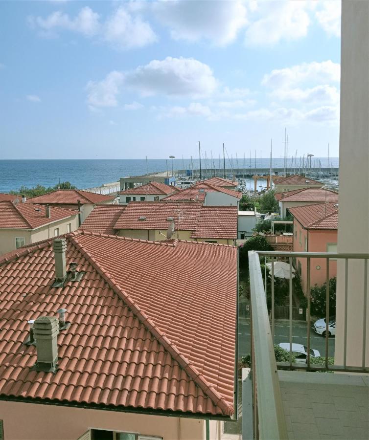 Appartamento A 50 Mt Dal Mare Rosignano Solvay Extérieur photo